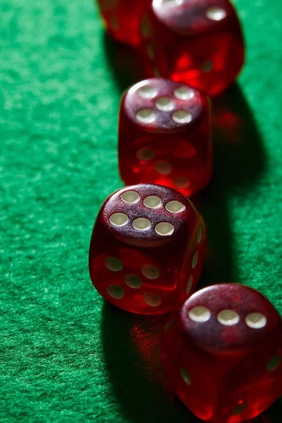 Dealer interaction at live table